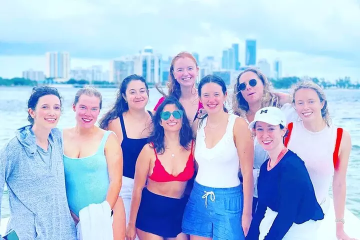 Miami Private Boat Rental to Sandbars and More