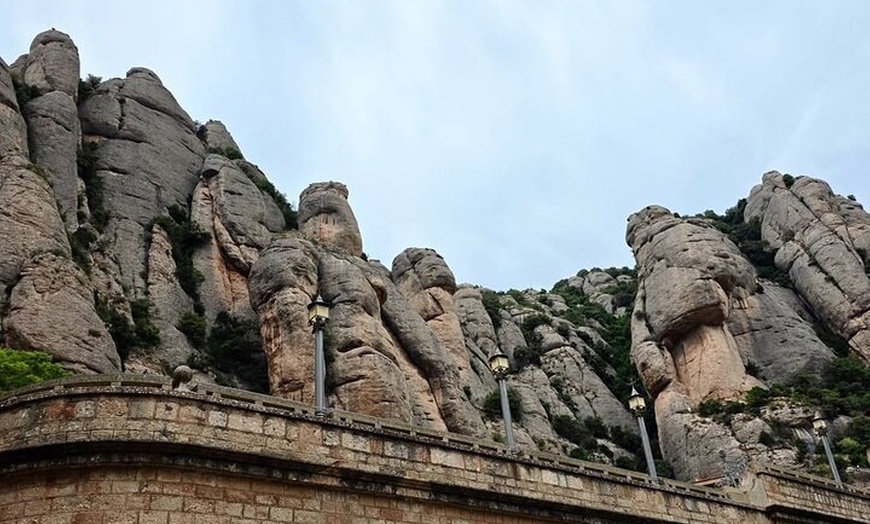 Image 12: Visita guiada a Montserrat desde Barcelona + Acceso a la Basílica