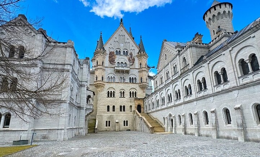 Image 8: München Neuschwanstein private halbtages Tour mit Reiseleiter