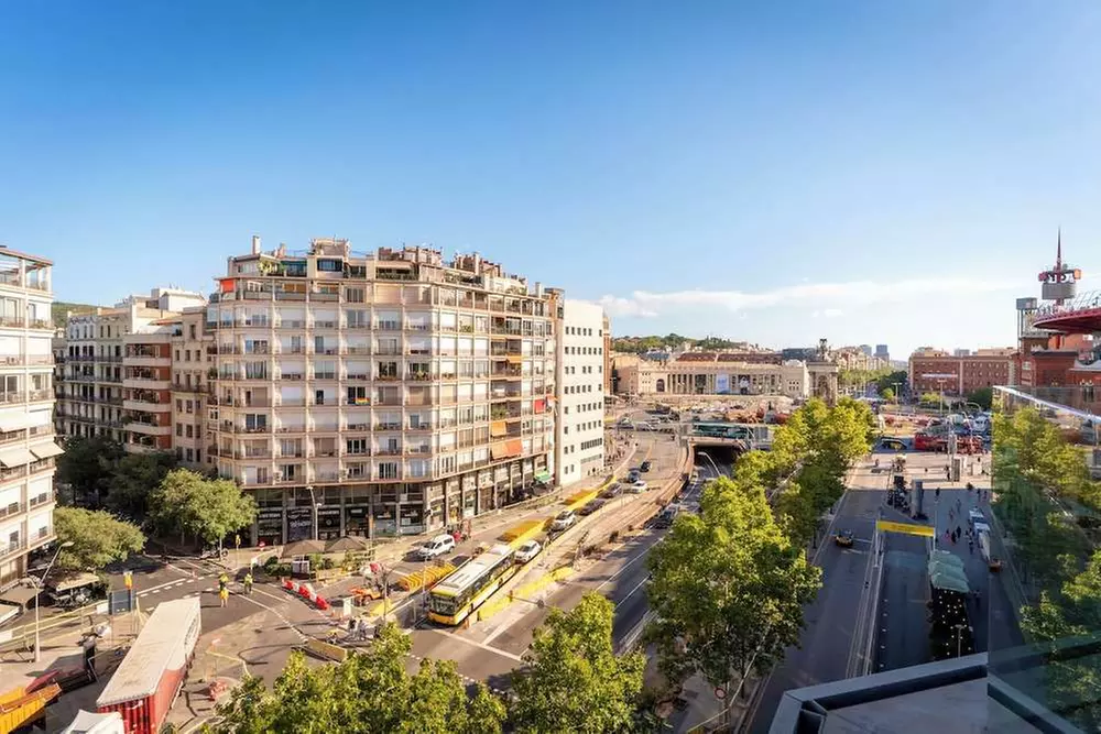 ✈ ESPAGNE | Barcelone - B-Hotel 3*, 2 nuit - Piscine en rooftop