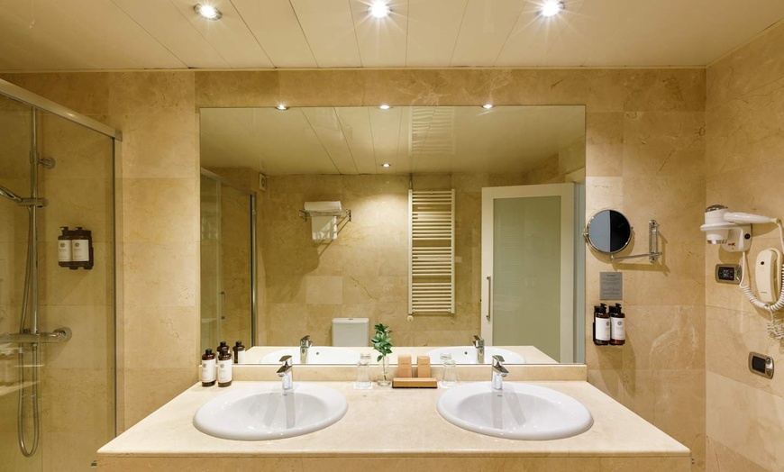 Image 26: ✈ SPAIN | Barcelona - Mariano Cubi Aparthotel Barcelona 4*, 2 night...