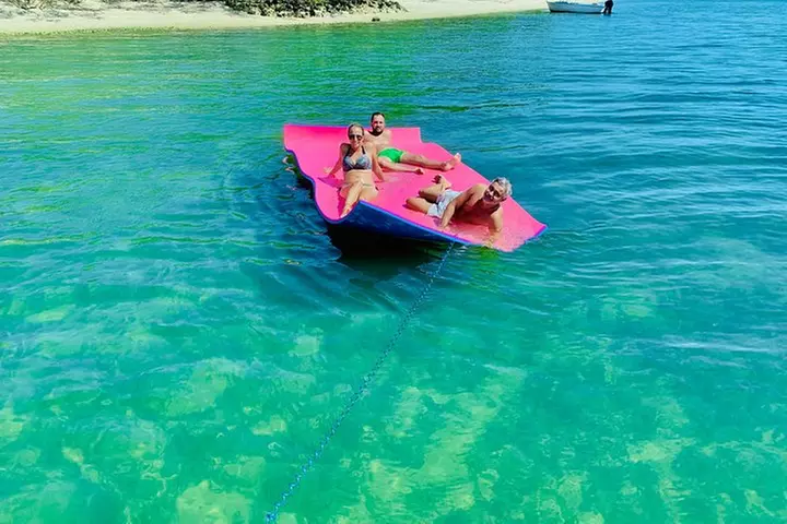 Miami: Private Boat Rental with Captain, Sandbars, and More