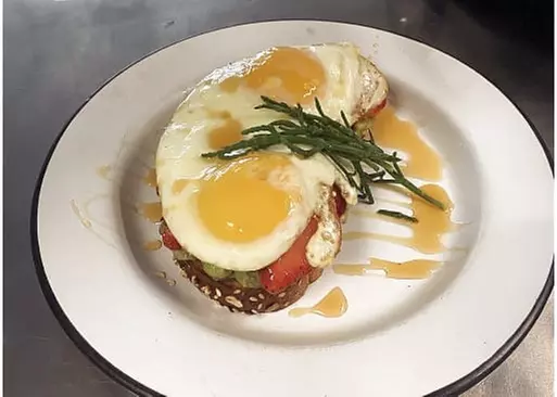 5% Cash Back at The Rooster