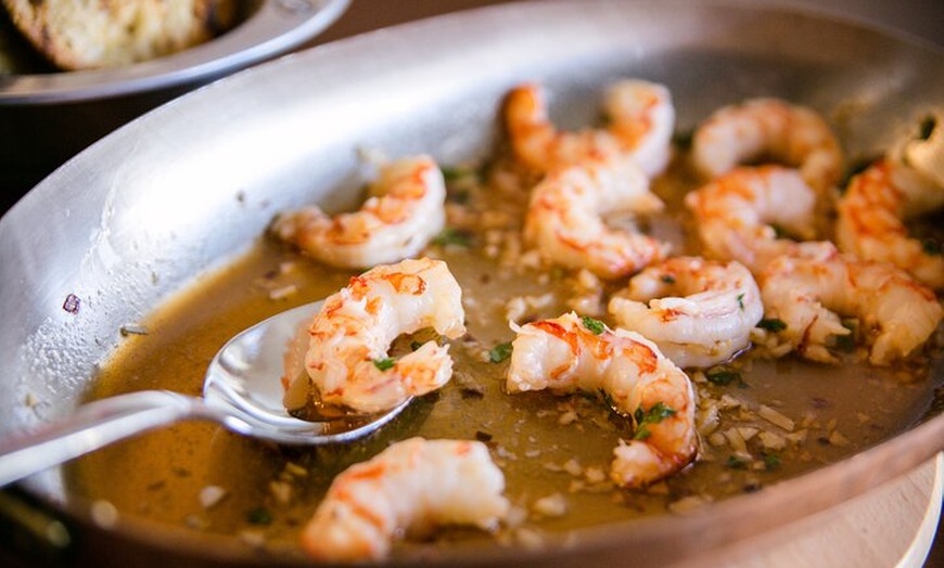 Image 9: Hacer Paella y Tapas + Vino y Cava Ilimitado (4 - Comida de Curso)