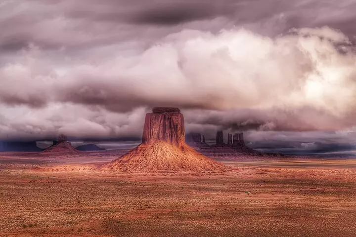 1.5 Hour Tour of Monument Valley's Loop Drive