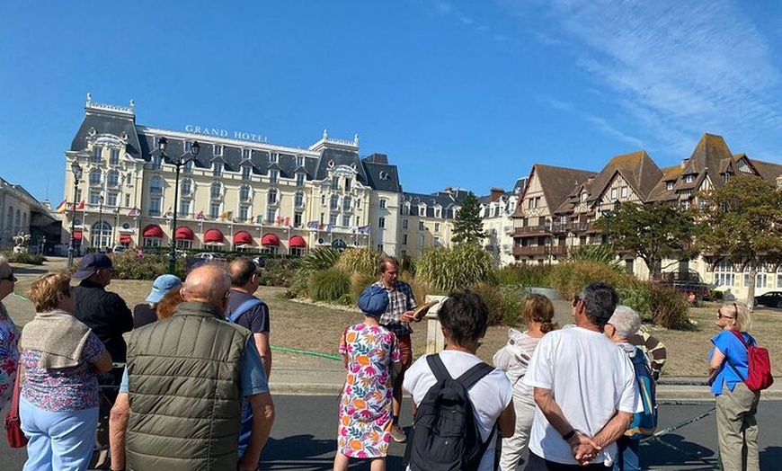 Image 5: Visite Privée Pédestre de Cabourg