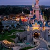 Image 2: Disneyland Paris avec Transport vers 1 ou 2 Parcs