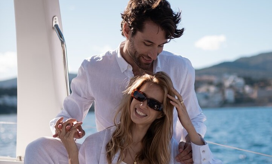 Image 43: Yate a vela privado por la Bahía de Palma y calas cercanas