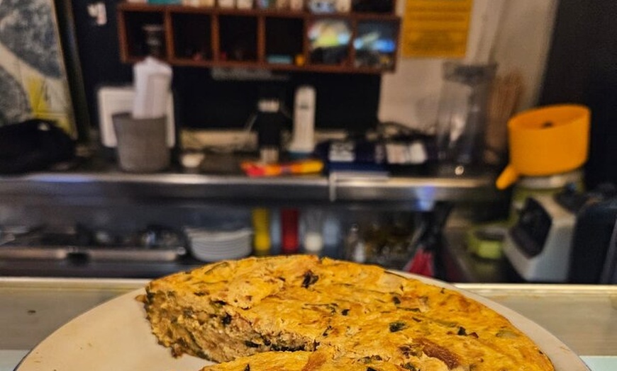 Image 8: Paseo de tapas de Sitges: recorrido gastronómico, vinícola e histórico