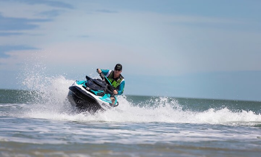 Image 1: 1-Hour Thunderball Shipwreck Jet Skiing in Darwin