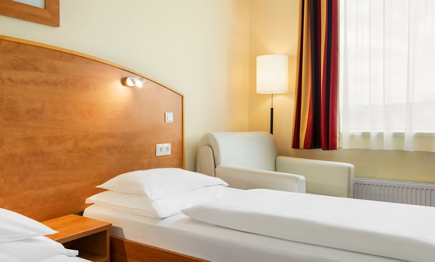 Image 31: ✈ TSJECHIË | Praag - Amedia Express Prague Trademark Collection by ...