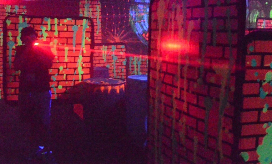 Image 4: $20 For 2 Games Of Laser Tag For 2 People + $10 Worth Of Arcade Tok...