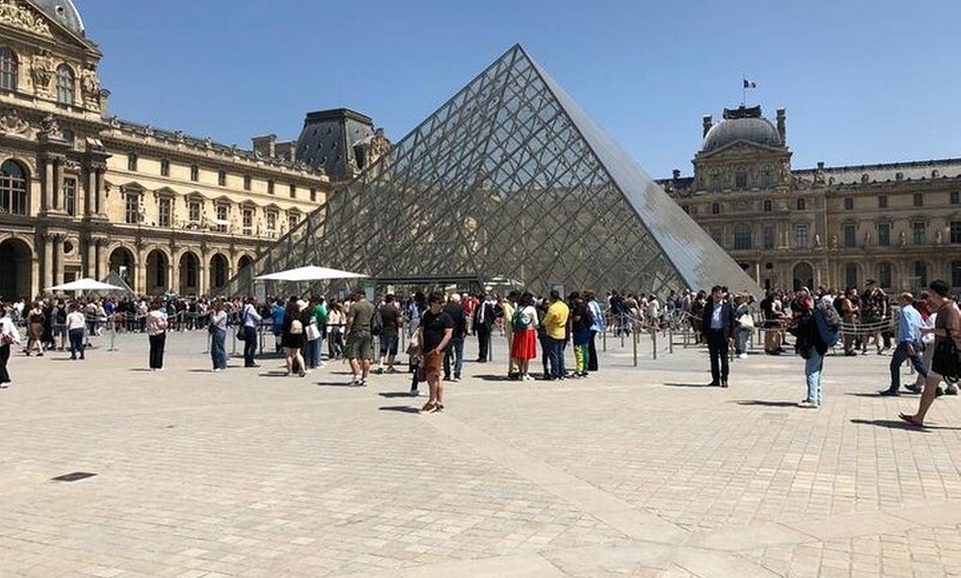 Image 1: Billet d'entrée chronométrée à Paris pour le musée du Louvre