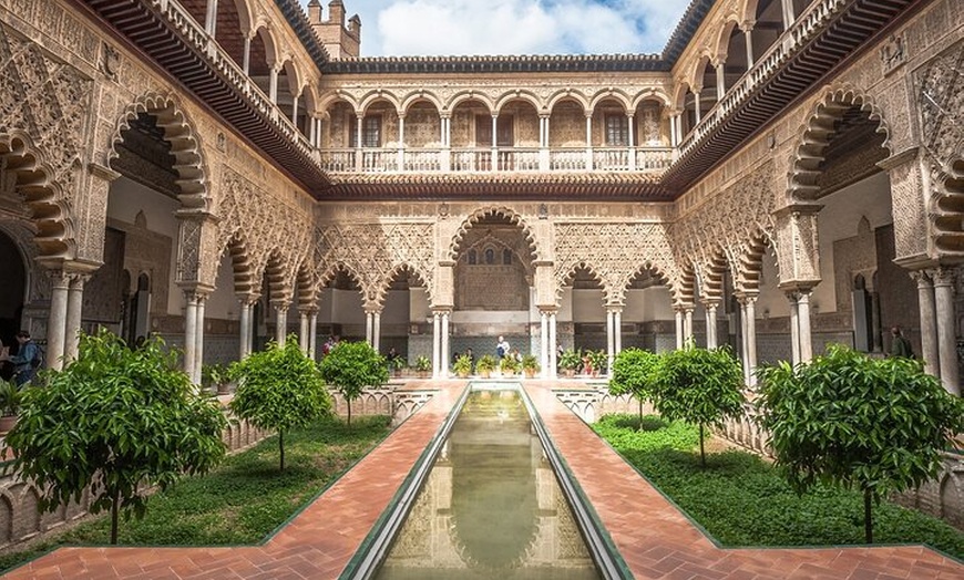 Image 2: Tour Privado de Sevilla: Gemas ocultas y aspectos destacados por un...