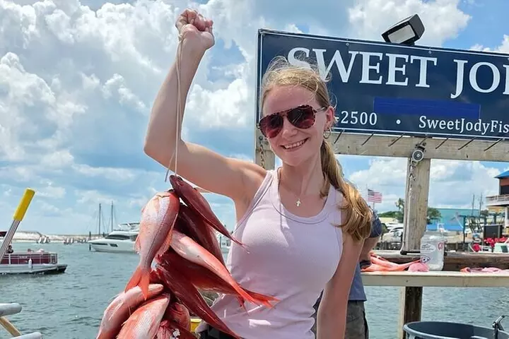 6 Hour Family Friendly Party Boat Fishing in Destin