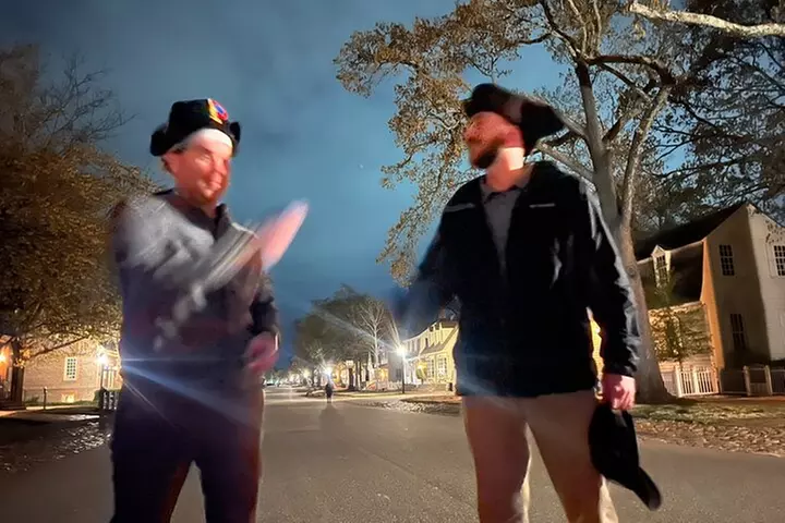 Williamsburg Ghosts, Witches and Pirates Tour