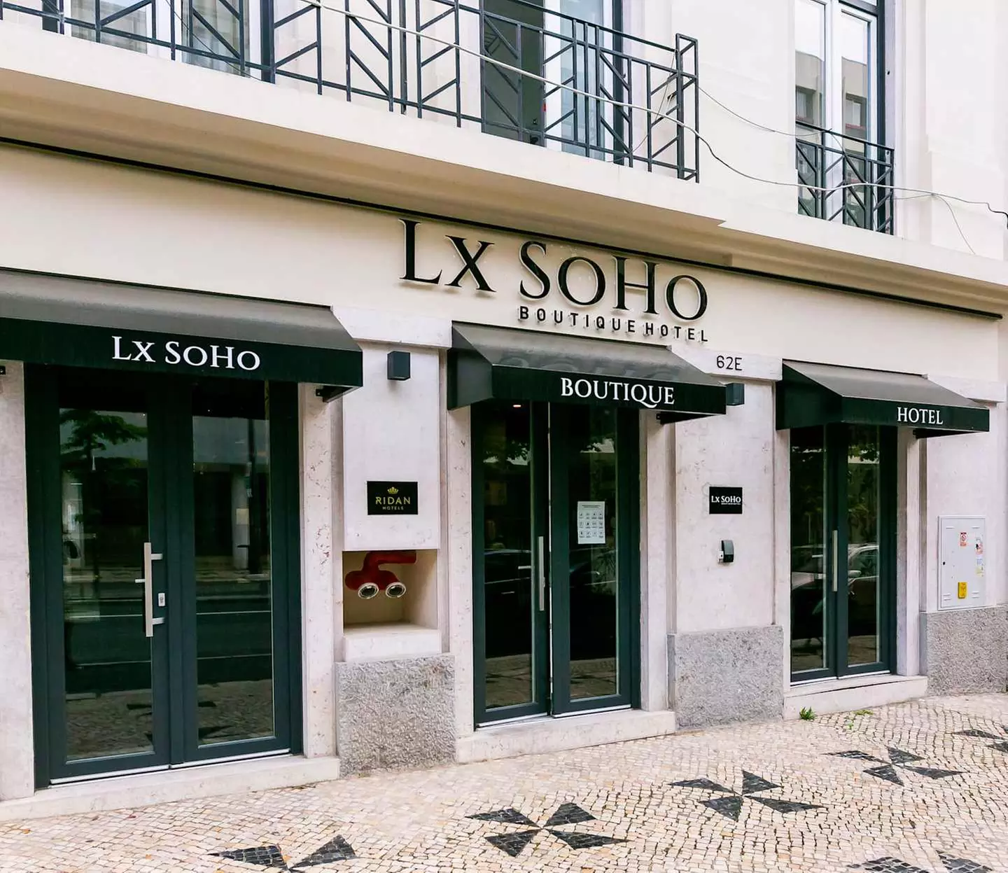 ✈ PORTUGAL | Lissabon - LX SoHo Boutique Hotel 3*, 2 Nächte - Stadt...