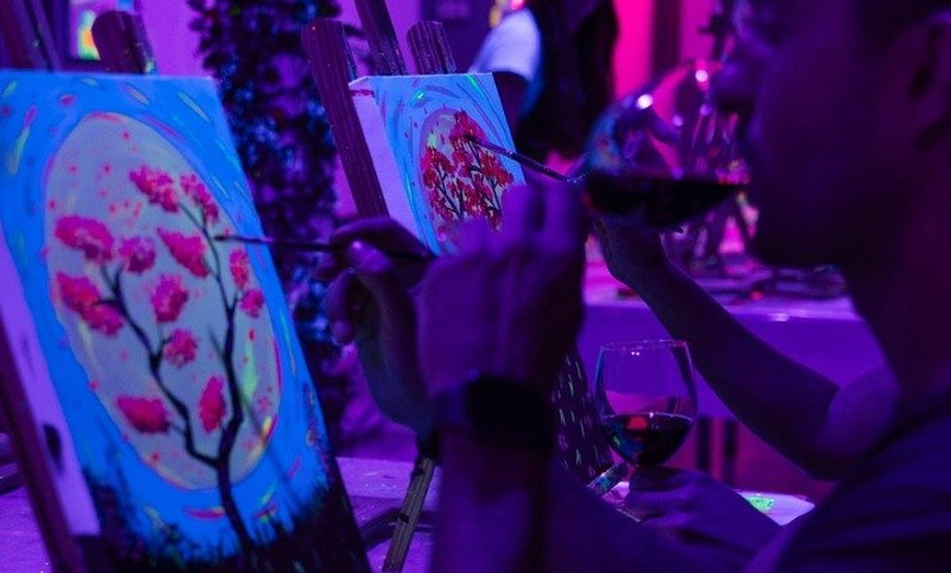 Image 1: Paint a neon fluorescent picture while drinking unlimited wine