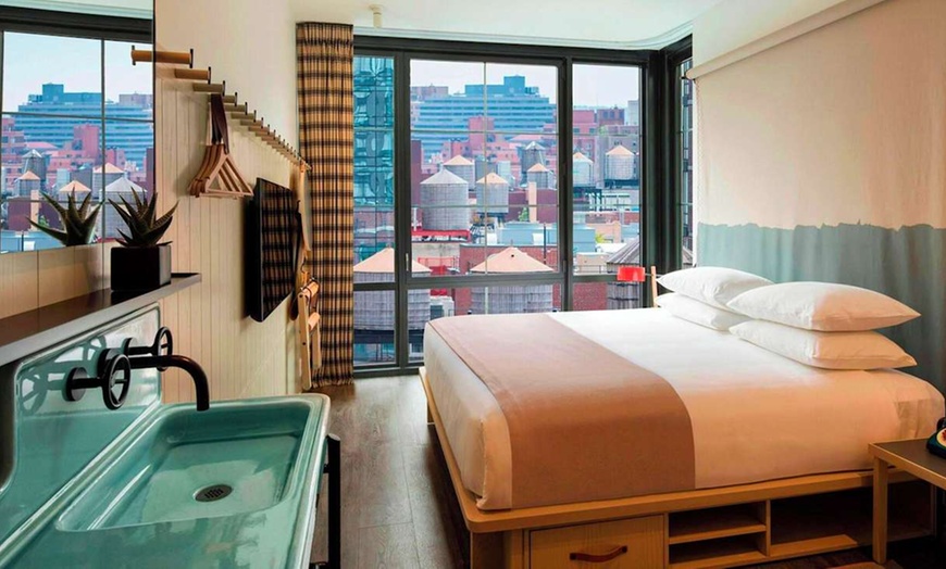 Image 2: ✈ STANY ZJEDNOCZONE | Nowy Jork - Moxy NYC Chelsea 4* - Rooftop