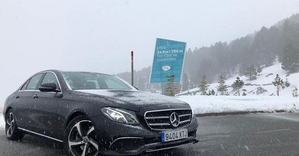 Servicio de traslado desde Barcelona a Andorra la Vella