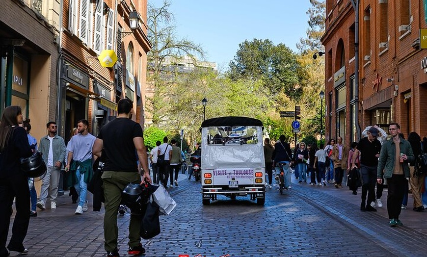 Image 10: Visite de Toulouse en Tuk Tuk électrique