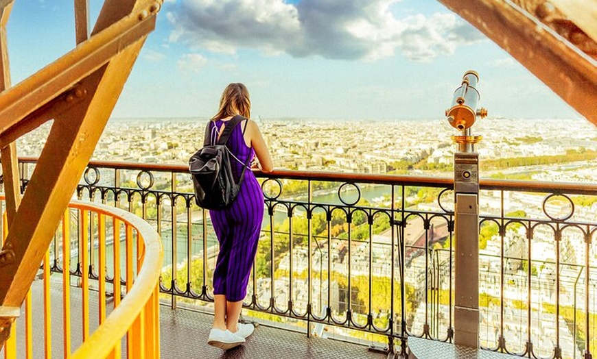 Image 2: Le meilleur de Paris : Tour Eiffel Summit Floor & Sight Seeing Tour