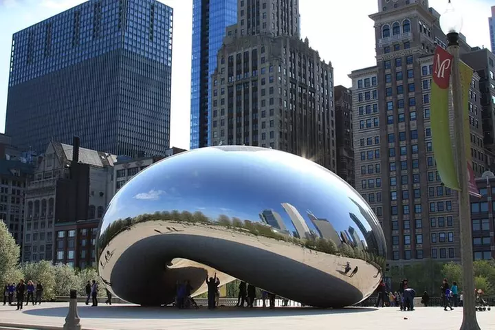 Chicago Downtown Walking Tour & Lake Michigan Cruise Tickets