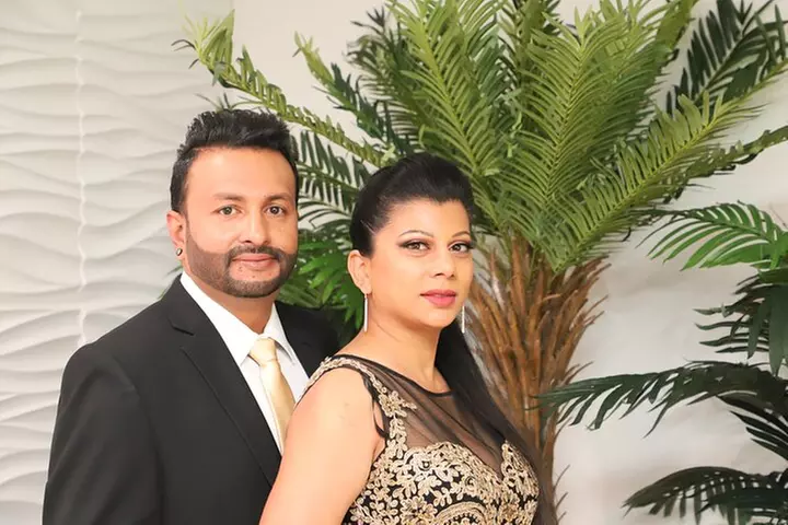 Quickie Las Vegas Wedding at Paradise Wedding Chapel