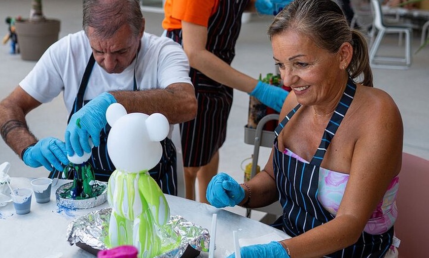 Image 4: Taller de Arte Fluido Creativo: Diseña tu propio oso en Alicante