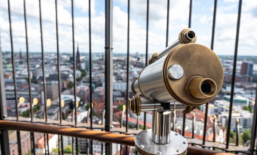 Image 24: Hamburg Historische Altstadt und 2. Weltkrieg Rundgang in Kleingruppe