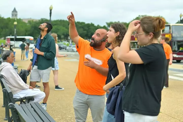 Washington DC Memorials Guided Small Group Minibus Tour