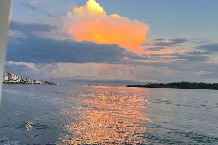 Miami Skyline Sunset Cruise with The Mojito Bar On board