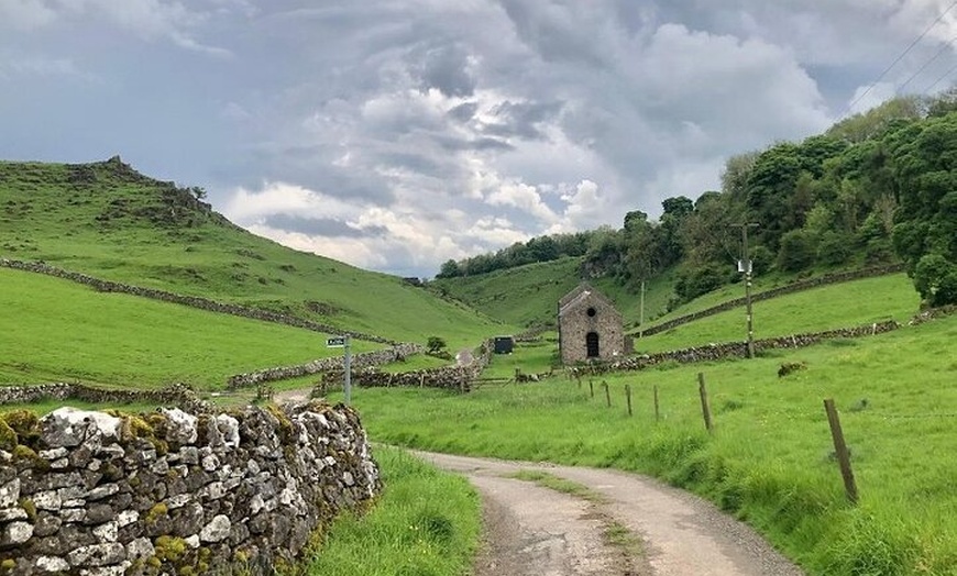Image 4: 4hr Easier Small Group Peak District eBike Tour
