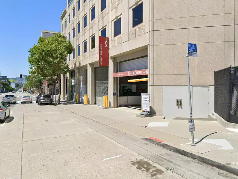 Parking at 303 2nd St. Garage