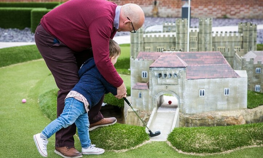 Image 6: Leeds Castle Admission - Ultimate Explorer Tickets