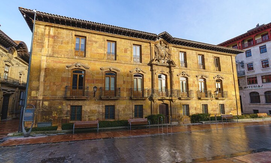 Image 6: Visita Privada Centro Histórico de Oviedo