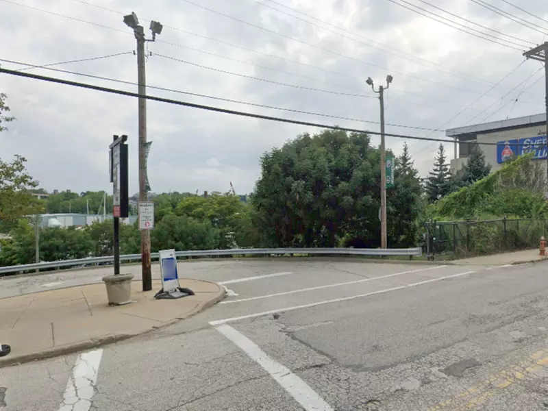 Parking at Riverview Lot - Second Medium