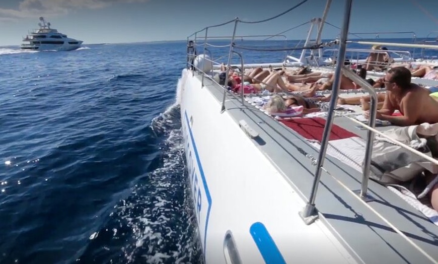 Image 35: Paseo en Catamarán a Vela con Formentera Wonders Todo Incluido