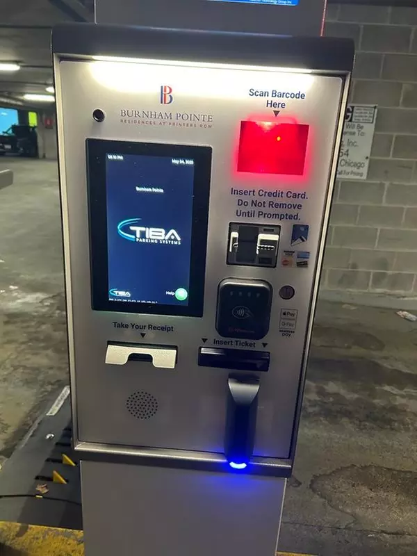 Parking at 730 South Clark St. Garage