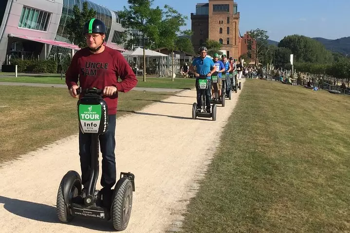 Segway Tour in Bonn Erkunden Sie die Stadt auf Rädern - Primary Image