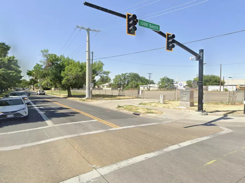 Parking at [U002] 1306 S. W. Temple St. Lot