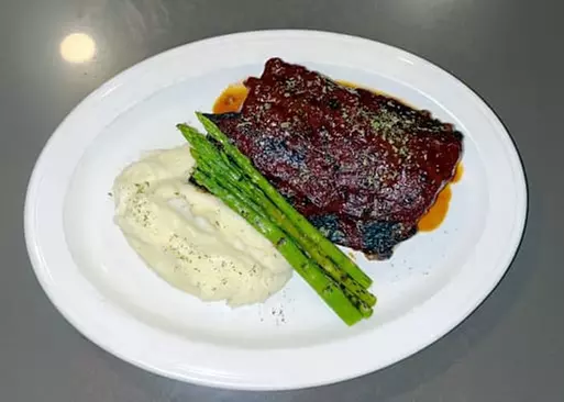 5% Cash Back at Station House Bar & Grill