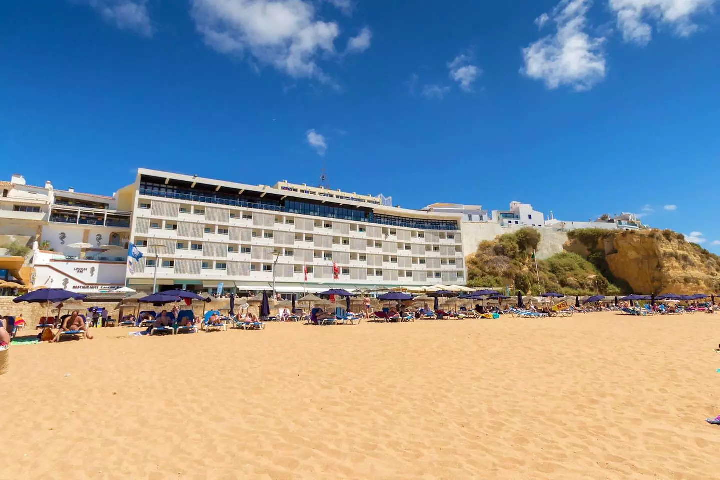 ✈ ALGARVE | Albufeira - Sol e Mar Adults Only 4*, 2 nachten - Aan zee