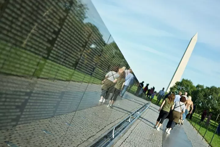 Washington DC Monuments Self-Guided Walking Audio Tour