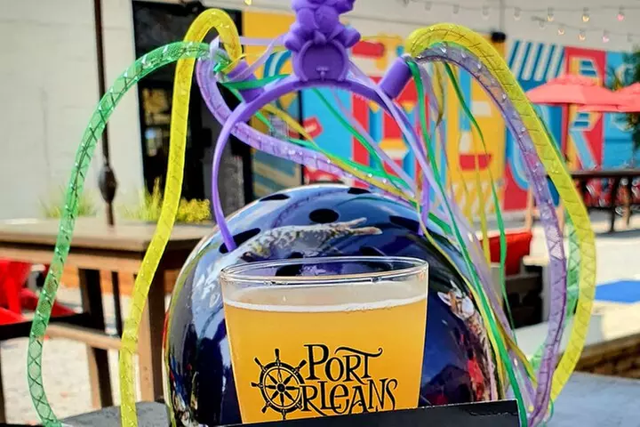 Craft Beer and Garden District Bike Tour in New Orleans - Primary Image
