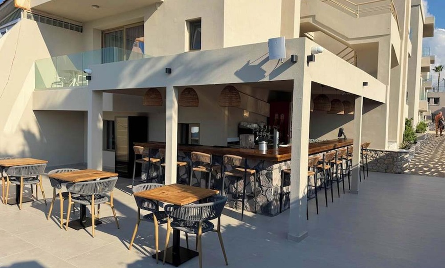 Image 19: ✈ CRÈTE | Agia Marina - The Noverian Antama Organic Beach Resort Ch...