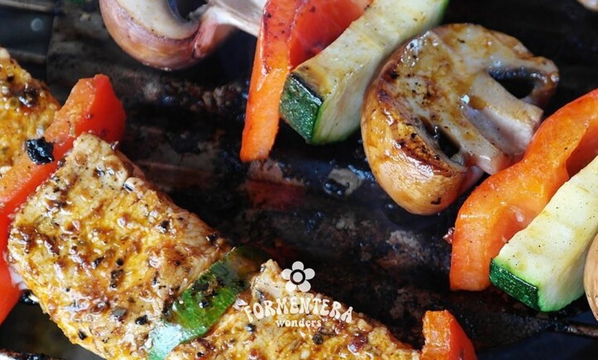 Image 30: Paseo en Catamarán a Vela con Formentera Wonders Todo Incluido