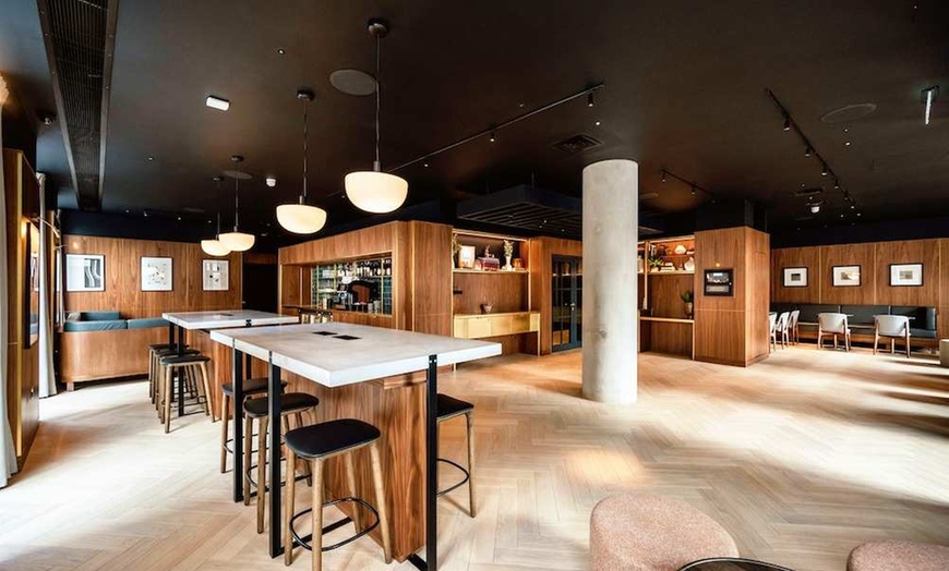 Image 9: ✈ ROYAUME-UNI | Londres - Wilde Aparthotels by Staycity London Aldg...