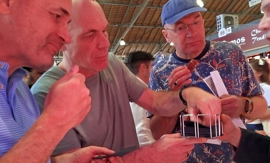 Image 11: Cata de vinos y tapas premium en Alicante