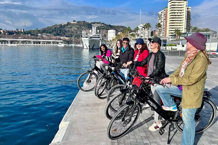 2h E-bike tour en Málaga